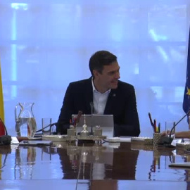 Pedro Sánchez preside su primer Consejo de Ministros en funciones