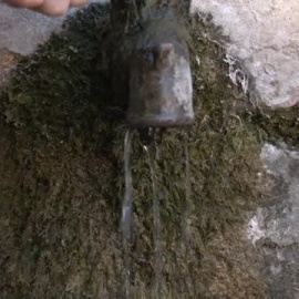 Los cortes y restricciones de agua en verano, una pesadilla para lugareños y veraneantes