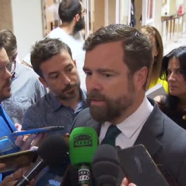 Vox dice que "no será un obstáculo" si Feijóo consigue los votos de algunos diputados socialistas