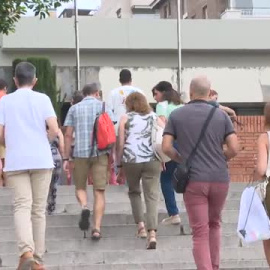 Miles de opositores se examinan en busca de una de las 27.509 plazas para ser funcionario del Estado