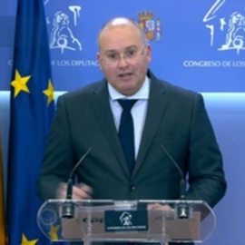 Tellado ataca al PSOE por señalar la puerta de salida a Lobato y verle como un traidor