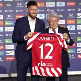 El Atleti presenta a Matt Doherty  