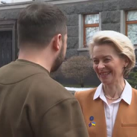 Zelenskiy y Von der Leyen se reúnen en Kiev