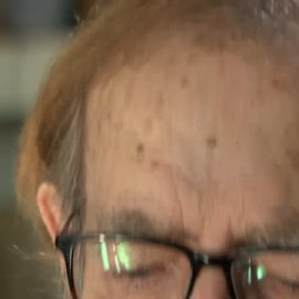 Vox tienta a Ramón Tamames, histórico dirigente del PCE, para encabezar una posible moción de censura contra Sánchez