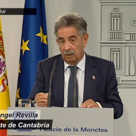 Revilla tacha de "chapuza monumental" el error de las medidas de los trenes 