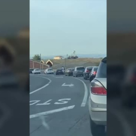 Pillan a un conductor que circulaba con dos personas sentadas en las ventanillas 