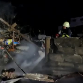 El ejército ruso bombardea varios edificios en Jarkov