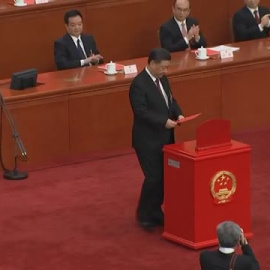 La llamada entre Zelenski y Xi Jinping, una puerta a la esperanza en Ucrania
