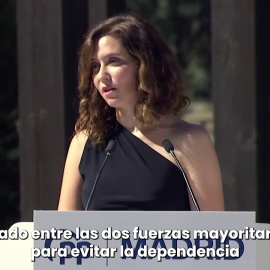 Vídeo | Ayuso pide a Feijóo que no recurra al PSOE: "Sus principios se esfumaron"