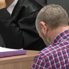 El padre de Alex dice en el juicio que están muertos en vida