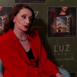 Luz Casal: En la gira con Leño y Miguel Ríos éramos cuatro mujeres entre todo el equipo