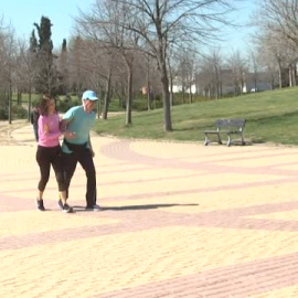 Félix, enfermo de Parkinson: "Me di cuenta un día de que era capaz de correr y, en cambio, caminar es imposible"