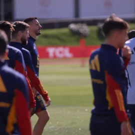 Penúltimo entrenamiento antes del debut de Luis de la Fuente al frente de la selección   