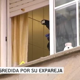 Una tintorería llamando al dispositivo que le alerta de su maltratador