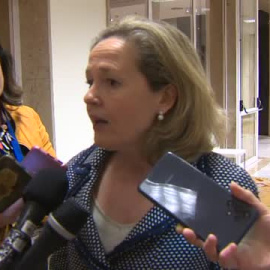 Calviño acusa a Feijóo de "desleal" por criticar al Gobierno en Bruselas