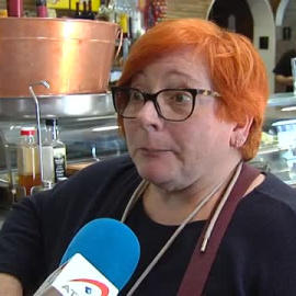 El viento y las altas temperaturas complican el incendio de Castellón 