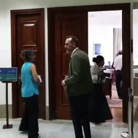 Dos diputados del PP, los primeros en presentar sus credenciales en el Congreso para la nueva legislatura