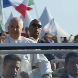 Un millón y medio de jóvenes asiste con el papa Francisco a la última vigilia de la JMJ en Lisboa