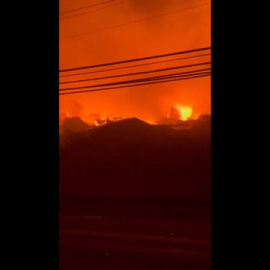 Decretado el estado de catástrofe en Hawai por los devastadores incendios
