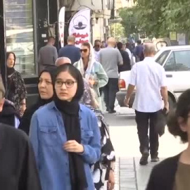 La policía moral iraní aumenta la represión hacia las mujeres