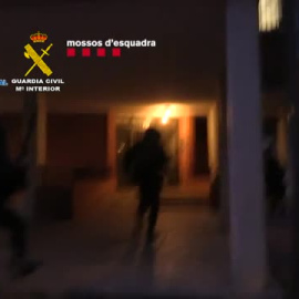 Desarticulados dos grupos criminales especializados en robos con fuerza en cajeros automáticos con explosivos