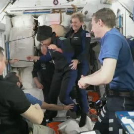 Los cuatro tripulantes de la misión privada AXIOM disfrutan ya de su estancia en la Estación Espacial Internacional