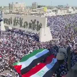 Miles de personas se manifiestan en Irak quemando banderas de Israel