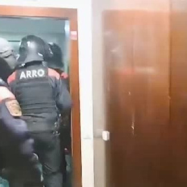 Macrooperación de los Mossos y la Policía Nacional contra el grupo neonazi Combat 18