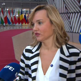 Pilar Alegría pide al PP que abandone la oposición "de pataleo constante"