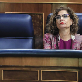 La ministra de Economía y Hacienda, María Jesús Montero, durante en el pleno del Congreso del pasado jueves en Madrid.