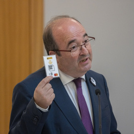 El ministro de Cultura y Deporte, Miquel Iceta, interviene en la presentación del Bono Cultural Joven, en el Museo de Bellas Artes, a 25 de julio de 2022, en Valencia, Comunidad Valenciana (España).