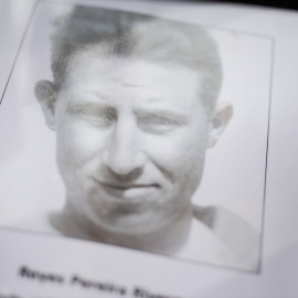 26/08/2022-Una fotografía de Reyes Pereira Rivero, una de las víctimas civiles del franquismo, que fue fusilada el 29 de noviembre de 1939, durante los trabajos de exhumación de víctimas civiles de la Guerra Civil, en una fosa común del cem