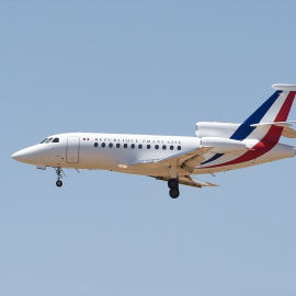 Un avión de una aerolínea de Francia llega a la base aérea de Torrejón de Ardoz, a 28 de junio de 2022, en Torrejón de Ardoz, Madrid (España).