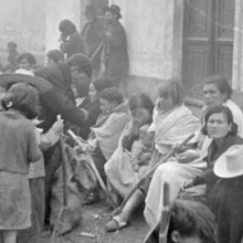 Fotografía de la ‘desbandá’, de Hazen Sise, ayudante del doctor Bethune, cedidas por Jesús Majada y el Centro Andaluz de la Fotografía.