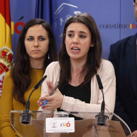 La portavoz del grupo parlamentario de Unidos Podemos, Irene Montero, durante la rueda de prensa que ha ofrecido esta mañana en el Congreso de los Diputados tras la reunión de la Junta de portavoces para exponer materia relativa a los presu