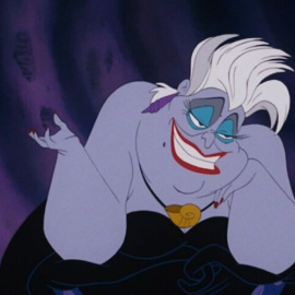  Los valores de Úrsula son más que cuestionables, pero que ha dado una lección de feminismo triunfando sin la necesidad de nadie... eso es indiscutible. (Fuente: Giphy)