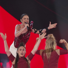 Blanca Paloma, representante de España en la 67ª edición del certamen europeo de Eurovisión, durante su tercer ensayo en el M&S Bank Arena de Liverpool.- EFE / RTVE