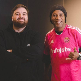 Presentación de Ronaldinho en la Kings League.