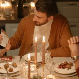  Lo siento, Paco, pero este bailecito ya no lo vuelves a hacer. (Fuente: Giphy)