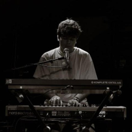 Íñigo Quintero en un vídeo musical. Foto: Youtube