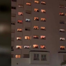 Captura del vídeo de los cánticos del Colegio Mayor Elías Ahúja - Fuente: Sindicato de Estudiantes