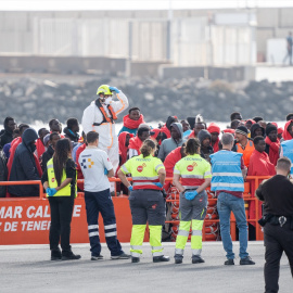 Un cayuco a su llegada a Puerto Naos, a 28 de diciembre de 2024, en Arrecife, Lanzarote, Canarias (España).