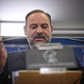 El exministro José Luis Ábalos durante una rueda de prensa en el Congreso de los Diputados.