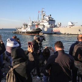 EuropaPress_6278338_16_october_2024_albania_shengjin_the_italian_navy_ship_libra_carrying_the