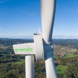 Un generador de Greenalia en un parque de la compañía en Galicia.