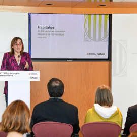 La consellera d'Habitatge, Sílvia Paneque, en la roda de premsa d'aquest dimecres.