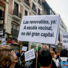 Una manifestación protesta en Madrid contra los megaproyectos de renovables en zonas rurales, a 16 de octubre de 2021.