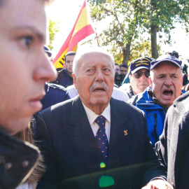 El golpista Antonio Tejero durante las protestas por la exhumación de Francisco Franco, en octubre de 2019 en Madrid.