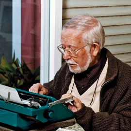 L'escriptor Paco Candel, en una imatge d'arxiu.