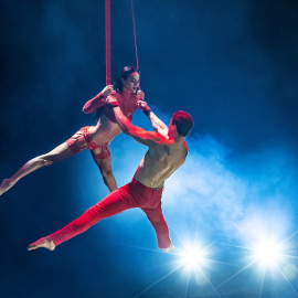 El Duo Desire, especialitzats en cintes aèries i participants de la 13a edició del Festival Internacional del Circ Elefant d'Or de Girona